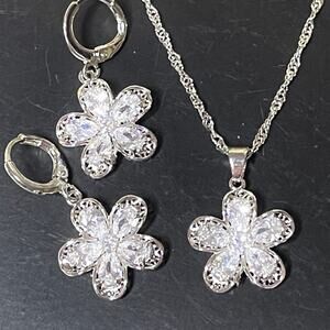NEW Necklace & Earring Flower Jewelry Set 925 Sterling Silver CZ AU26